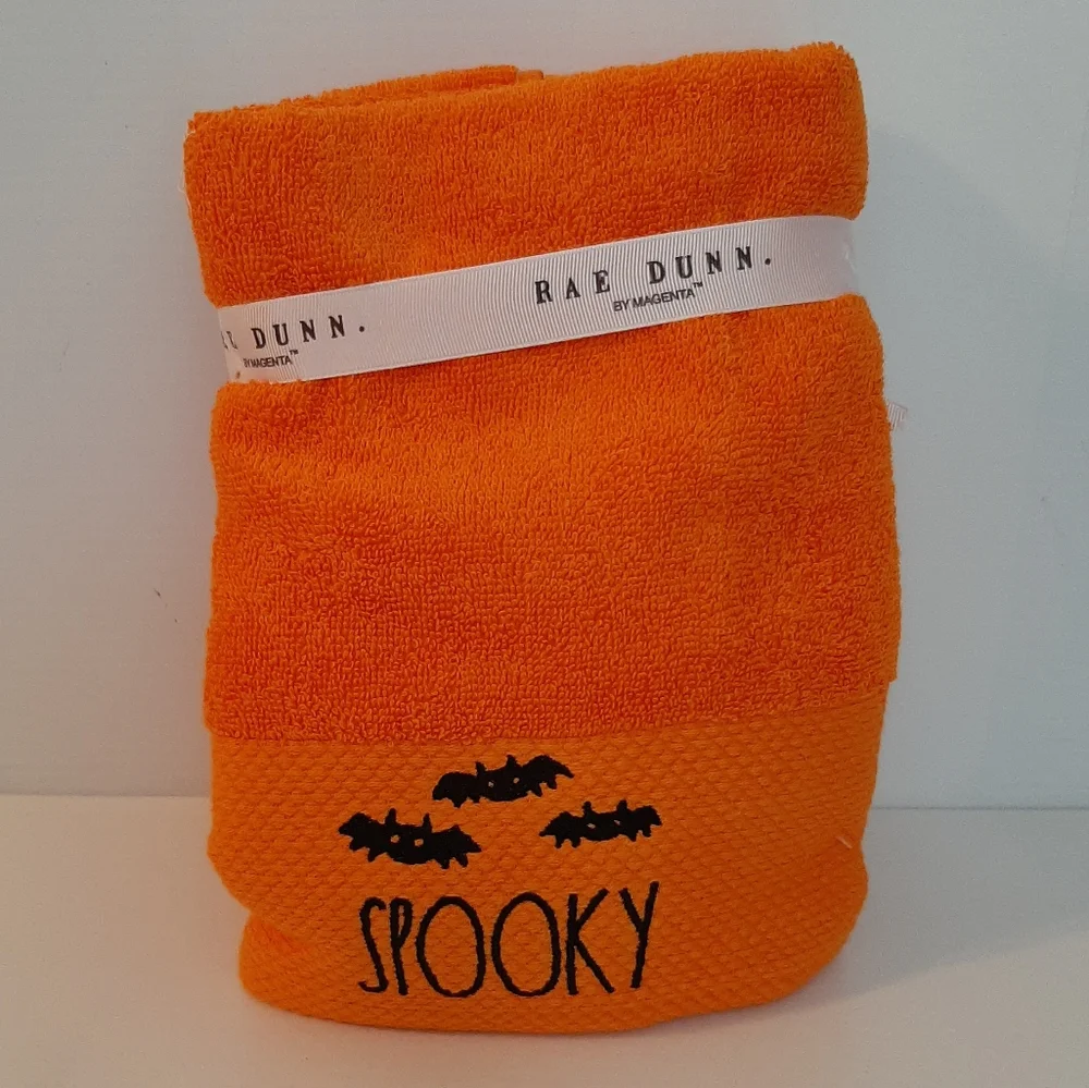 Rae Dunn SPOOKY 16